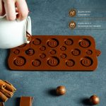 Молд силиконовый Пуговки одинаковые, 19 ячеек 5