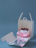 Коробка для кулича с ложементом 14*14*17,5 см, цвет белый 5